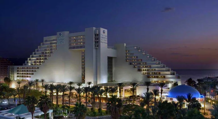 Royal Beach Hotel in Eilat
