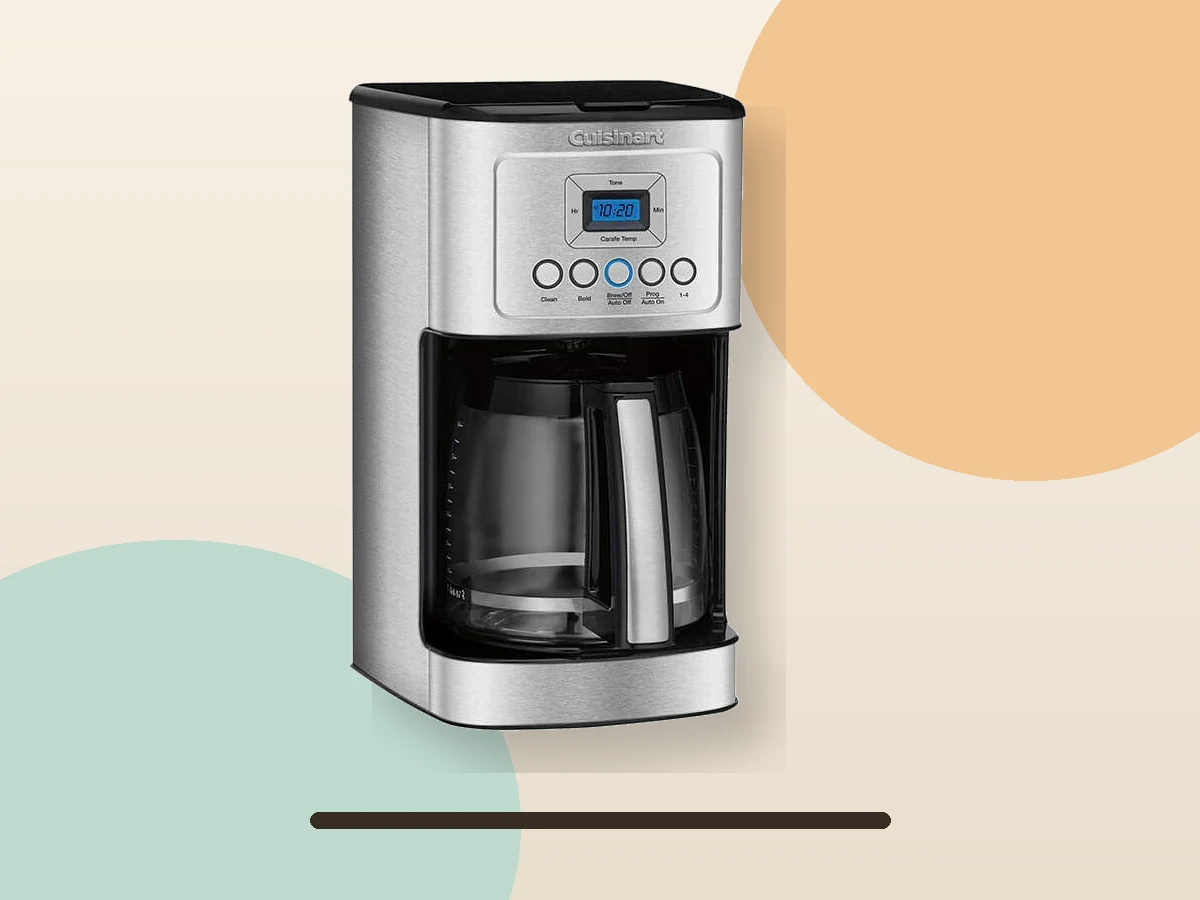 Cuisinart DCC-3200 PerfecTemp programmable coffee maker with glass carafe
